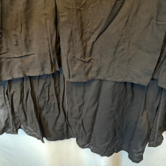 NWT American Rag Size Medium Skirt Low Front Long Back Black Elastic Waist - Picture 2 of 9